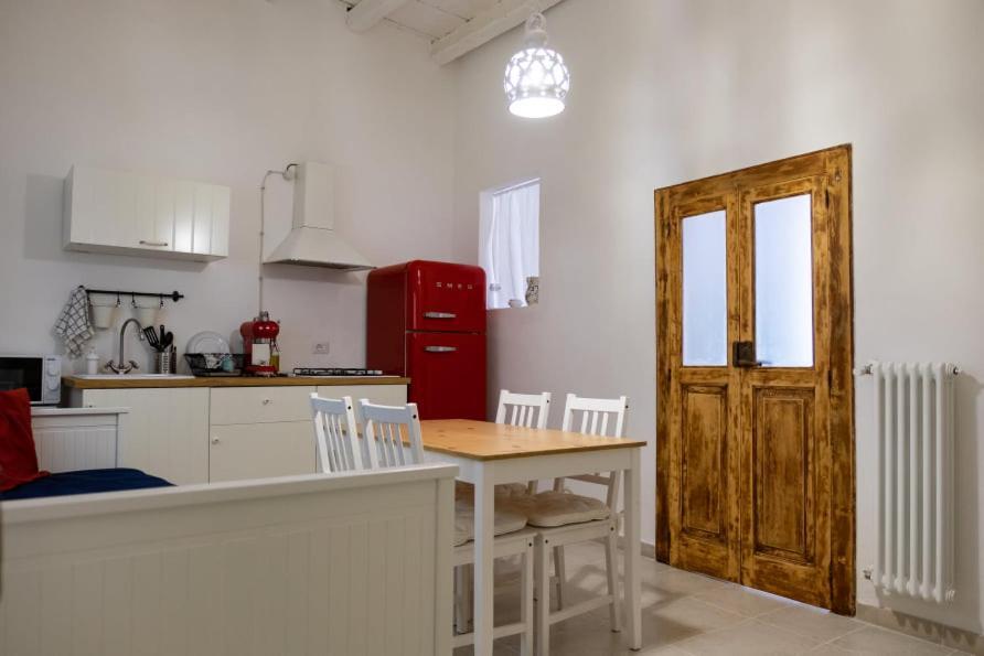 Amalfi Pool Suite - Puglia Mia Apartments Monopoli Luaran gambar